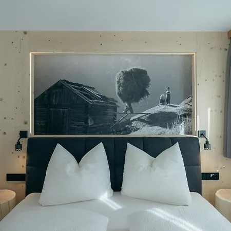 Hoellhaus 이너빌그라텐