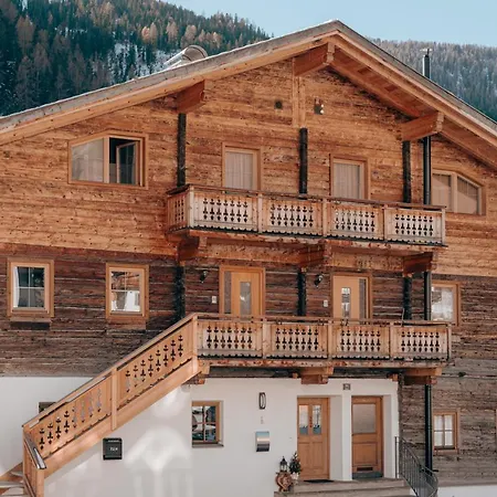 Höllhaus * Innervillgraten