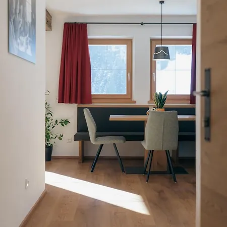 Höllhaus *